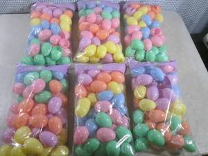 lot 150 image: (EW6) 6 Bags of 48 Plastic Easter E...