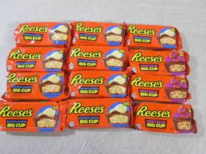 lot 161 image: (B-2) 12 King Size Reeses Big Cups ...