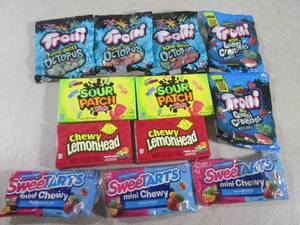lot 166 image: (B-1) Assorted Candy Past Date...