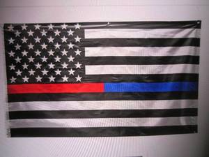 lot 179 image: (EC1) 3 ft x 5 ft Red and Blue Line...