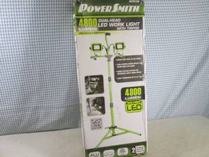 lot 192 image: (EW5) Dual-Head LED Work Light with...