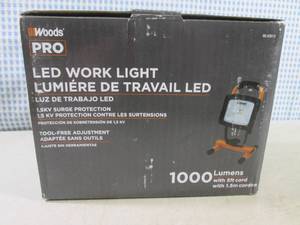 lot 196 image: (EC1) Woods Pro LED Work Light 1,00...