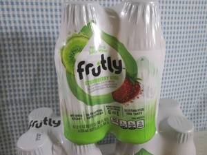 lot 210 image: (B-1) 3 - 4-Packs Fruity Strawberry...