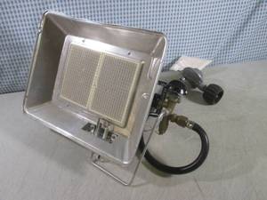 lot 212 image: (CS) 15,000 BTU Infrared LP Gas Hea...