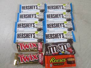 lot 257 image: (B-1) Assorted Candy Past Date...