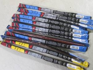 lot 266 image: (B-1) 12 Assorted Jack Links Smoked...