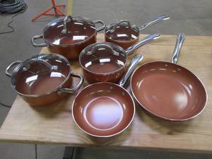 lot 410 image: 10 Piece Redmond High quality CS003 aluminum ceramic non-stick cookware set (SLIGHTLY USED, SCRATCHED, SEE PHOTOS)