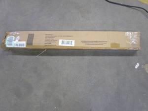 lot 437 image: MTB Supply Steels Round Stair Balusters 34 in x 32 in - Pack of 10