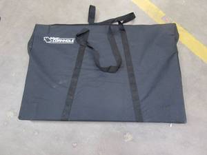 lot 432 image: GoSports Outdoor Corn Hole with Case (OUT OF BOX)