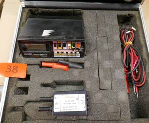 lot 38 image: Vintage Simpson 467 Multimeter set