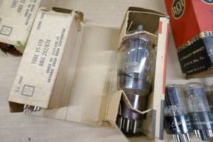 lot 51 image: Old TVRadio tubes ArmyNavy 1943