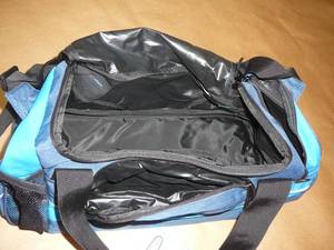 lot 52 image: New Duffel Bag
