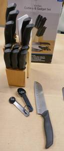 lot 61 image: Set of Cutlery