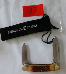 lot 77 image: New 2 blade wood pocket knife