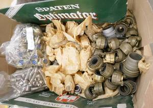 lot 88 image: Lot of 200 Vintage New Amphenol connectors