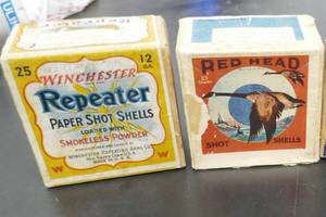 lot 104 image: Vintage Winchester Repeater and Red Head Empty Shot gun shell boxes - good color