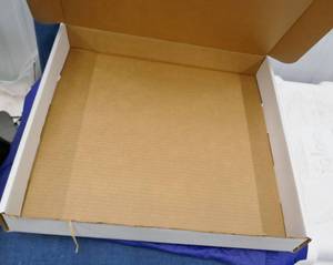 lot 117 image: Lot of 28 cardboard boxes 16-12 x15-12 x2-14 Can be folded with the brown side out instead