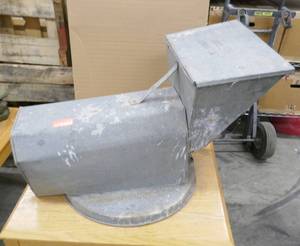lot 131 image: Vintage CornGrain cleaner