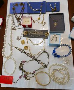 lot 141 image: Group of necklaces, ear rings, bracelets