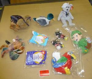 lot 142 image: Beanie Babies and McDonalds Beanies including Mickey Minnie
