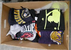 lot 248 image: 45 kids shirts various sizes