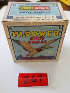 lot 267 image: Vintage Federal 12 gauge Shotgun shells box - paper wrap - 7 shells