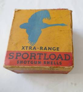 lot 286 image: Vintage Sportload shotgun shell - Empty Box