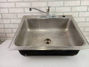 lot 504 image: Single Stainless Steel Sink w MOEN Faucet - NO SHIPPING