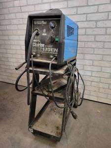 lot 483 image: CLARKE 130EN Mig Welder - 110V - WORKS - NO SHIPPING