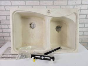 lot 510 image: Double MOENStone Sink w Faucet - NO SHIPPING