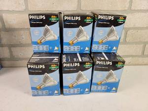 lot 523 image: (9) NOS Phillips 50W Halogen Spot Flood 130V Bulbs