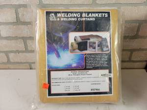 lot 543 image: New 72 x 72 Welding Blanket - 28oz Fiberglass Acrylic Coated