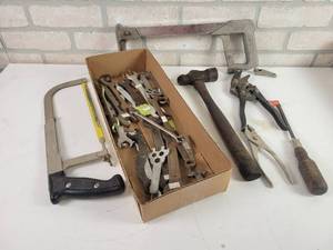 lot 559 image: Snap-on Hacksaw, Vintage Wrenches and More