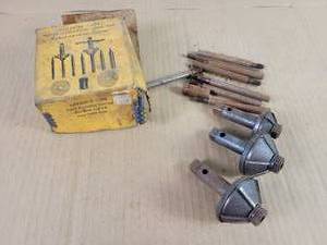 lot 584 image: Valve Reseating Tool Set