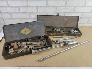 lot 593 image: Lot of Assorted Sockets and Socket Wrenches