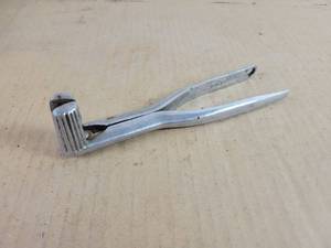 lot 594 image: Snap-on B260 Battery Post Spreaders