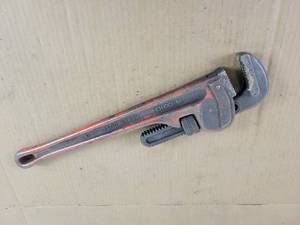lot 596 image: RIDGID 18 Pipe Wrench