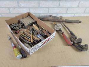 lot 607 image: Assorted Hand Tools and More
