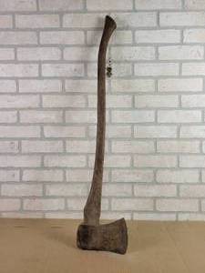 lot 642 image: Vintage EVERKEEN Axe by JPH Co.