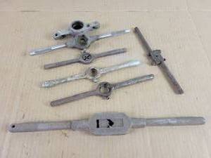 lot 653 image: Assorted Tap & Die Handles
