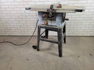 lot 498 image: PERFORMAX 10 Table Saw w Stand - Model 90216 - WORKS - NO SHIPPING