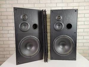 lot 736 image: Pair of KLH Floor Speakers - Model KLH-9912 - NO SHIPPING
