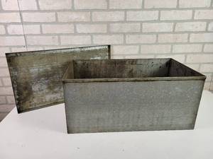 lot 760 image: Galvanized Steel Parts Washer Container - Approx. 22 x 12 x 10 - NO SHIPPING