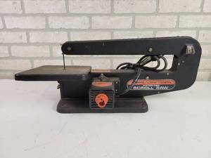 lot 777 image: Craftsman Scroll Saw - Tested and Works - NO SHIPPING