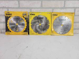 lot 790 image: (3) NEW DeWalt 7-14 Circular Saw Blades