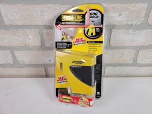 lot 803 image: NEW 3M Straight-Line Intersect Laser Level - Part No. 6041300