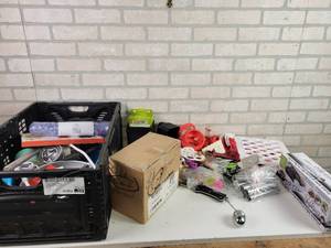 lot 829 image: HUGE Lot of Kitchen Supplies and More - NO SHIPPING