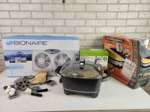 lot 833 image: HUGE Lot of Kitchen Supplies and More - NO SHIPPING