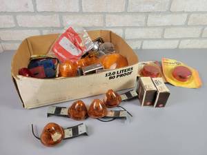 lot 863 image: Large Lot of Clearance Lights and Markers - Bullet Type and More