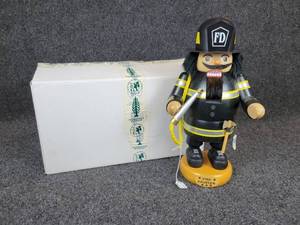 lot 663 image: Erzgebirge Folk Art, Richard Glsser GMBH - Firefighter Nutcracker - Made in Germany